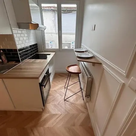 Apartment Le Bouchon *petit Cocon Au Coeur D'epernay